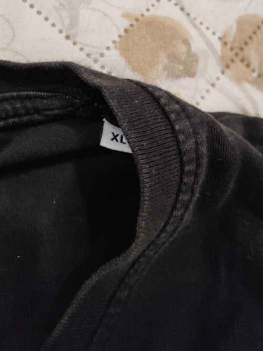 Sweatshirt tam. XL em muito bom estado
