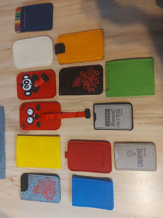 Filcowe etui do telefonu