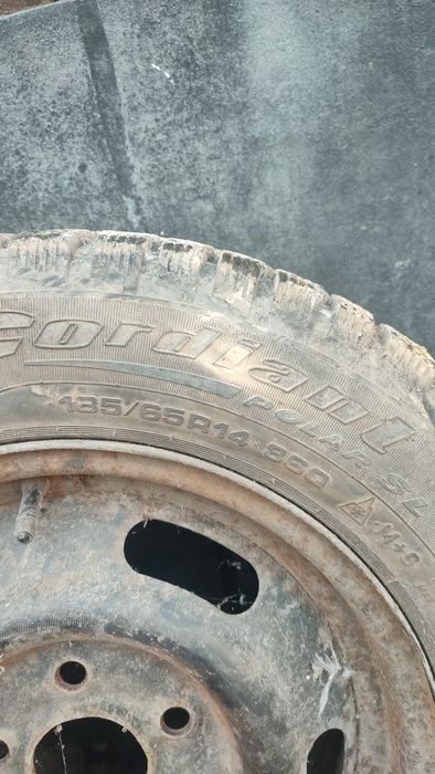 Зимові шини на дисках r14.  4 шт.