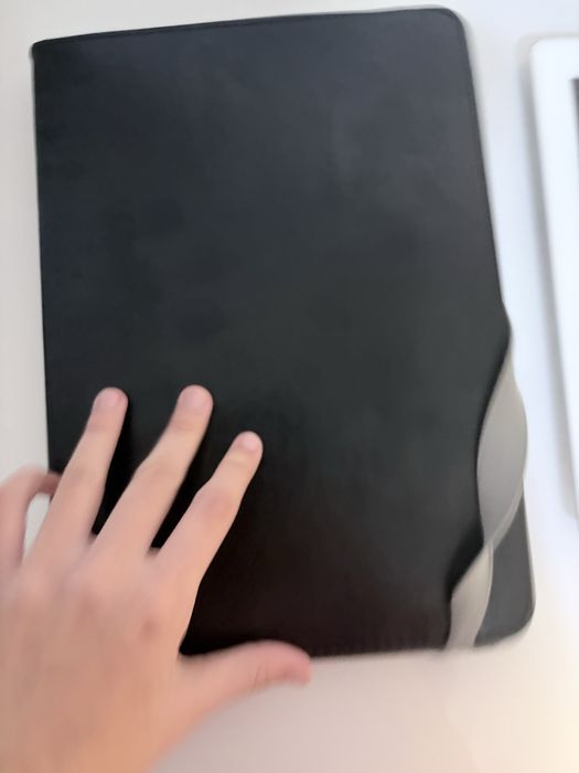 Ipad com capa multifuncao