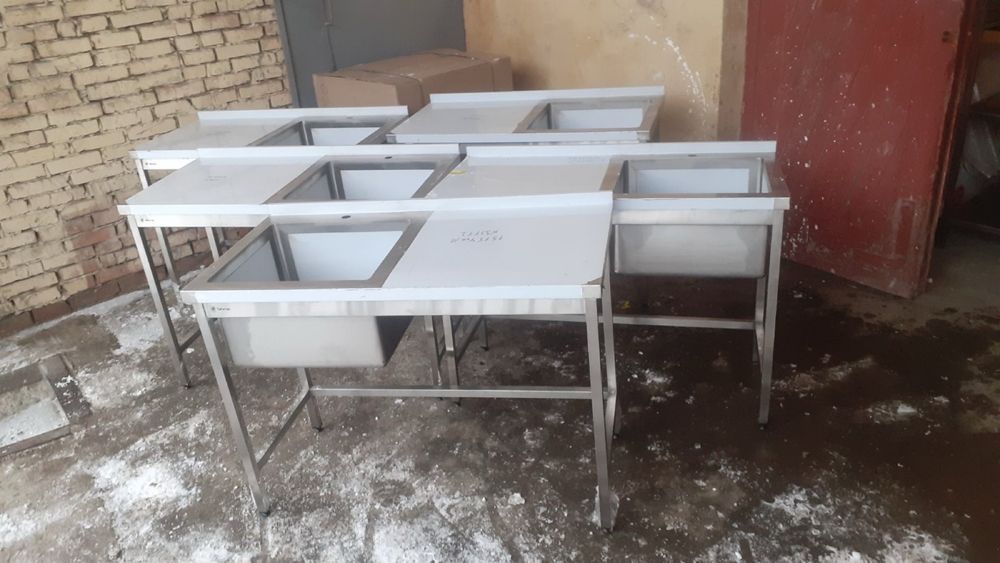 Стелажі нержавіючі меблі виробничі для кафе бару