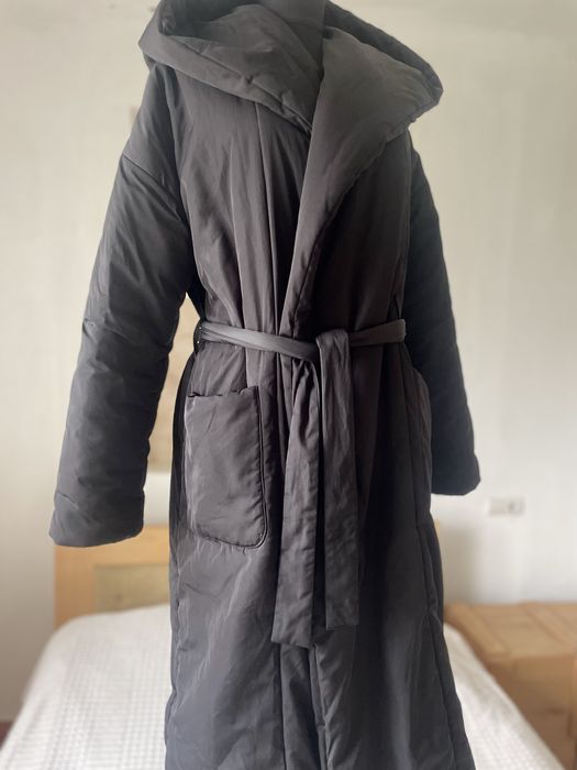 Жіноче пальто в ідеальному стані