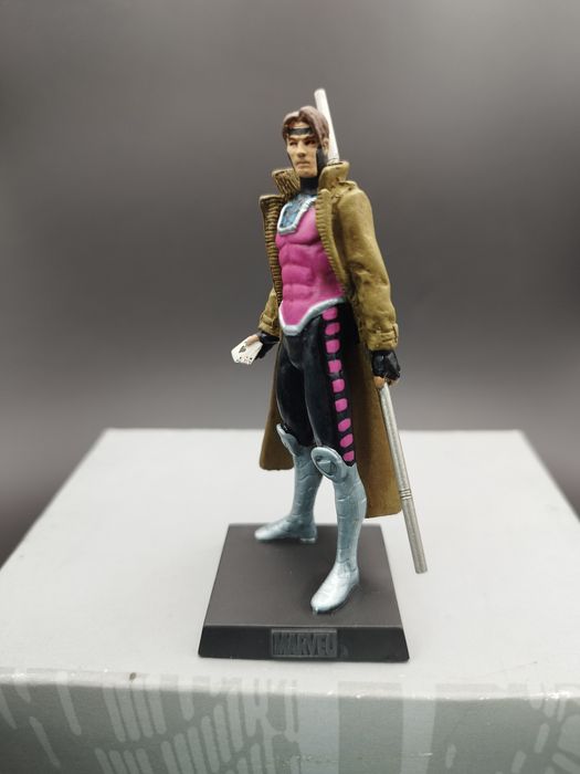 Figurka Marvel klasyczna Gambit  #35 ok 8 cm figurka ciężka ołowiana