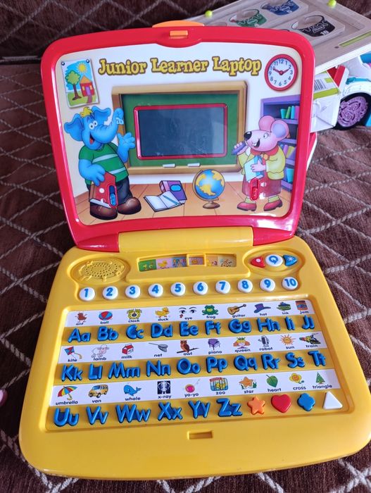 Іграшки розвиваючі