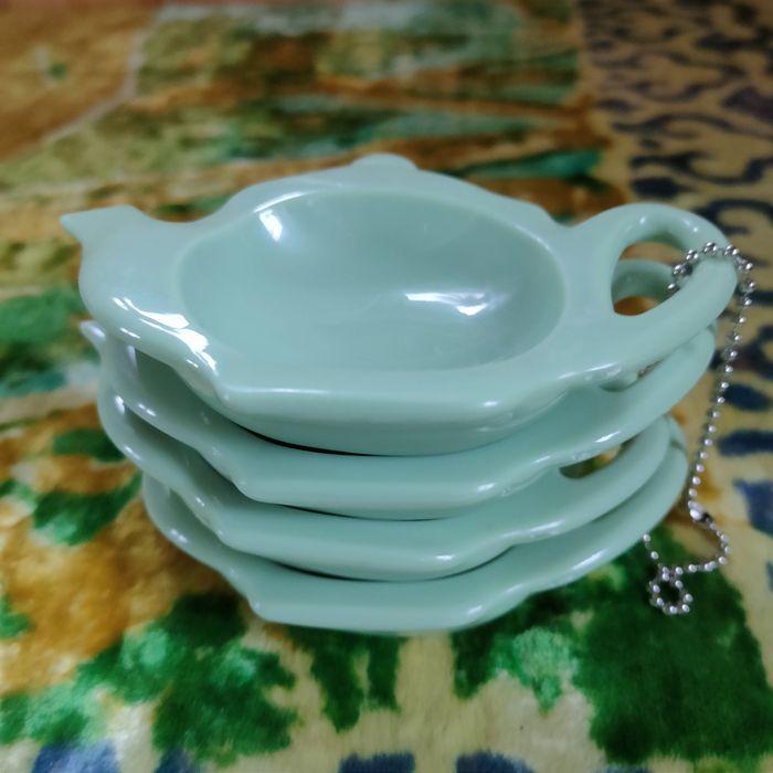 Подставка для чайных пакетиков или свечей