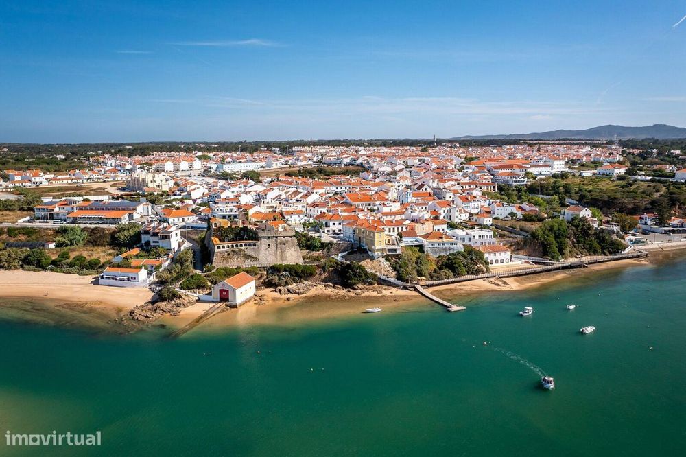 Moradia em Banda T5 com vista, Milfontes, Odemira
