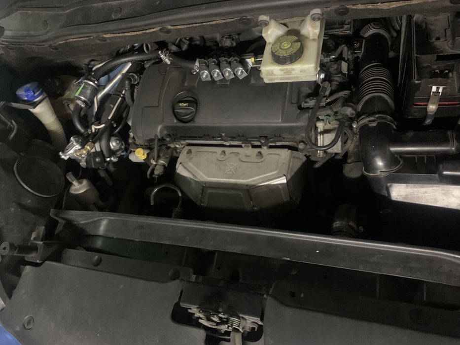 Ситроен с4 Пикассо отличное состояние или обмен на бус пассажир