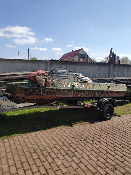 Лодка,катер обь м