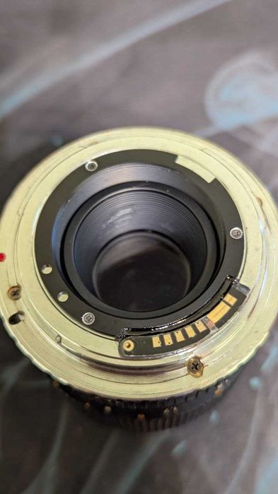 Yashica ML 135mm f/2.8 C