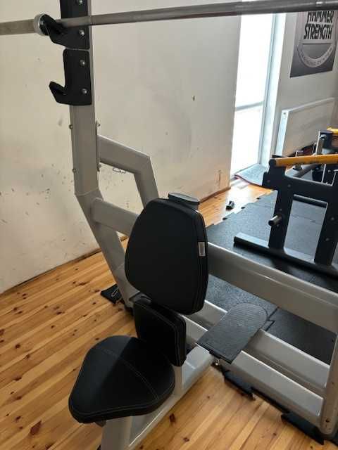 Master Sport wyciskanie na barki w podparciu.