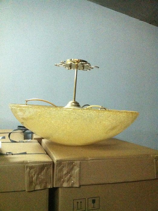 Продам роскошную люстру