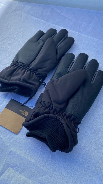 Luvas the north face