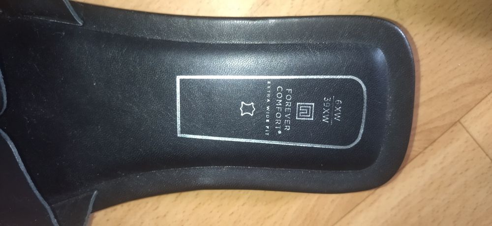 Шльопанці, взуття
