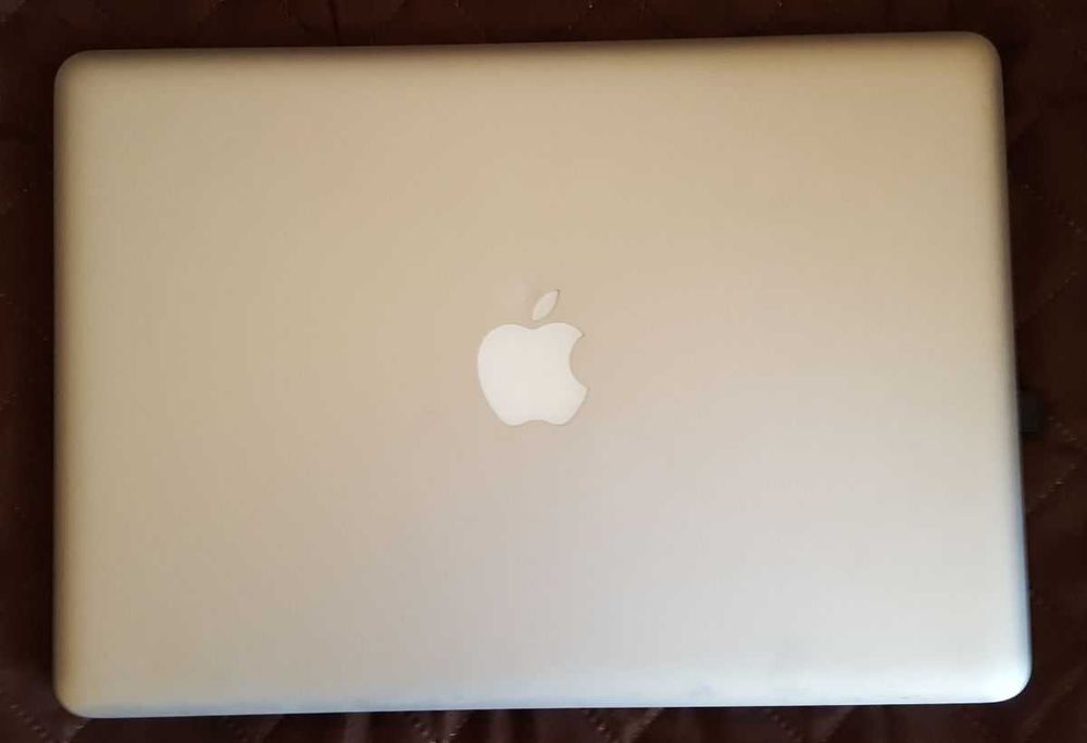 MacBook PRO model A1278, procesor Intel-i5, dysk 320GB, bateria ok