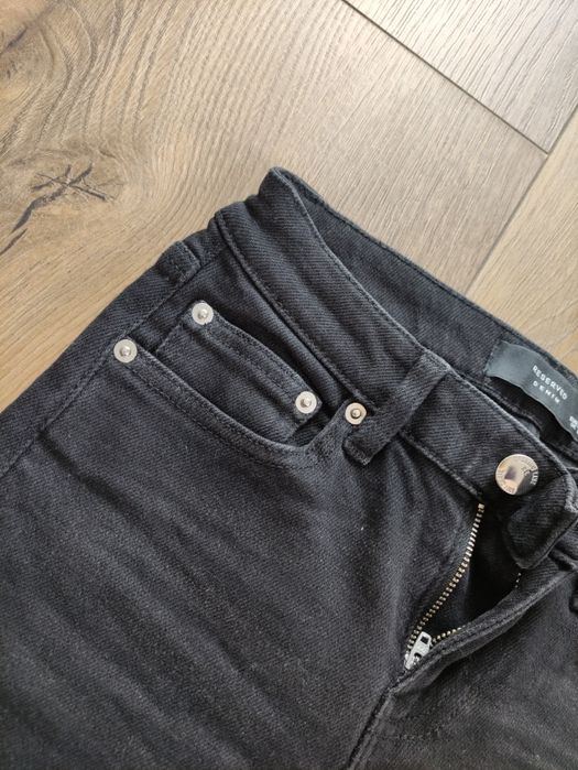 Spodnie jeansowe damskie czarne XS Reserved