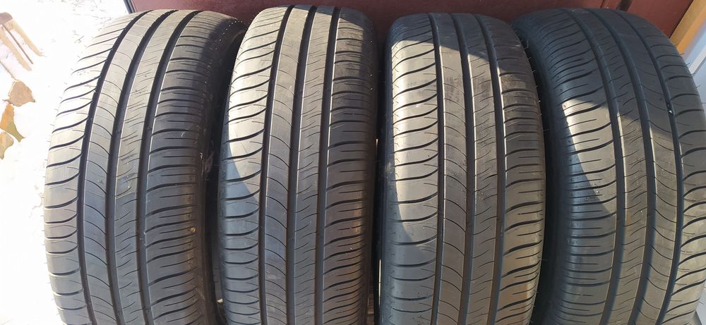 Шини 215/60/16 Michelin