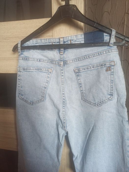 Джинси укорочені