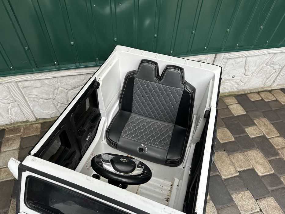 Дитячий електромобіль Mercedes-Benz G63 AMG Кубик