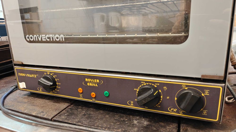 Piec konwekcyjny Roller Grill FC 60 TQ