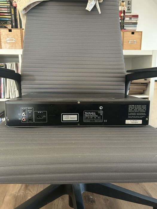 Odtwarzacz CD Technics SL-PG490