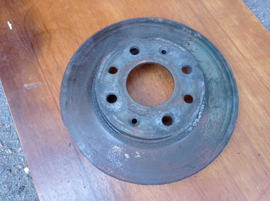 Поворотный кулак цапфа ступица, тормозной диск Шевроле авео, лачетти.