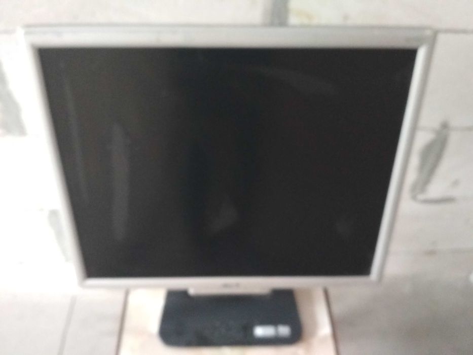 Монитор Acer al 1916 с проводом питания