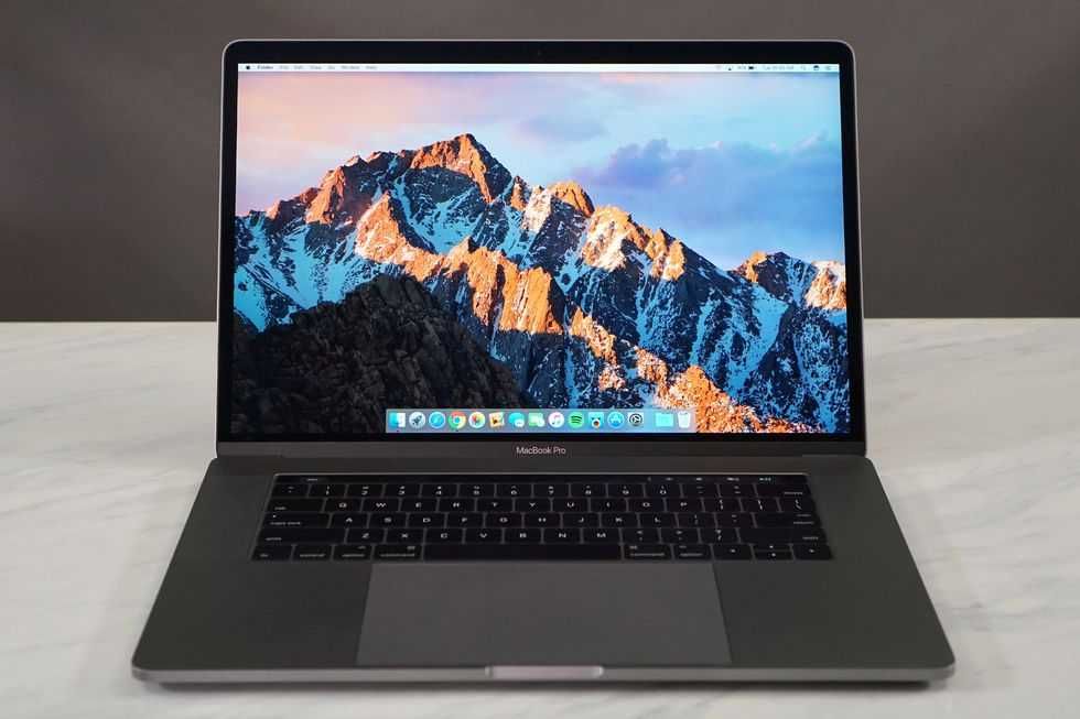 MacBook Pro Cinzento Sideral Intel Core i7 2,9 Ghz - 16 GB - 1 TB SSD