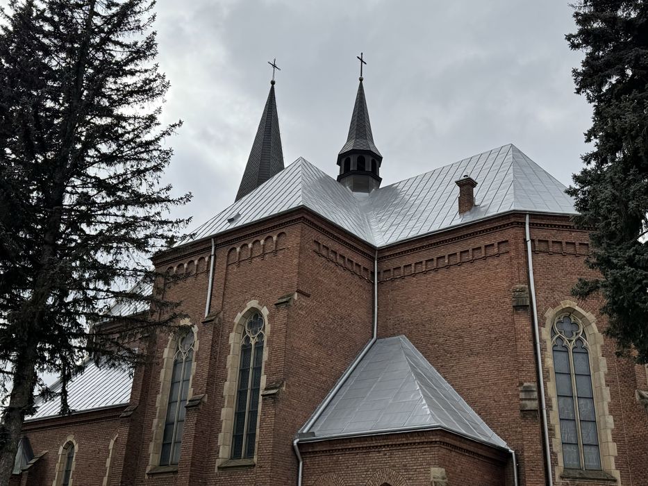 Malowanie dachow , elewacji