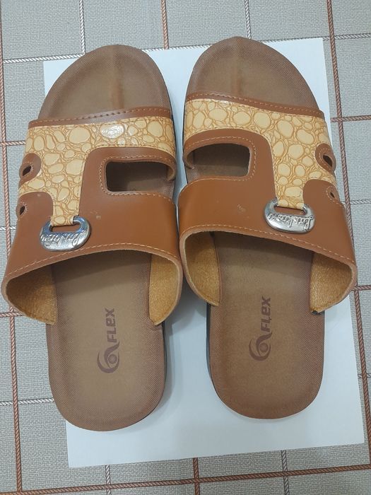 Шльопанці літні жіночі