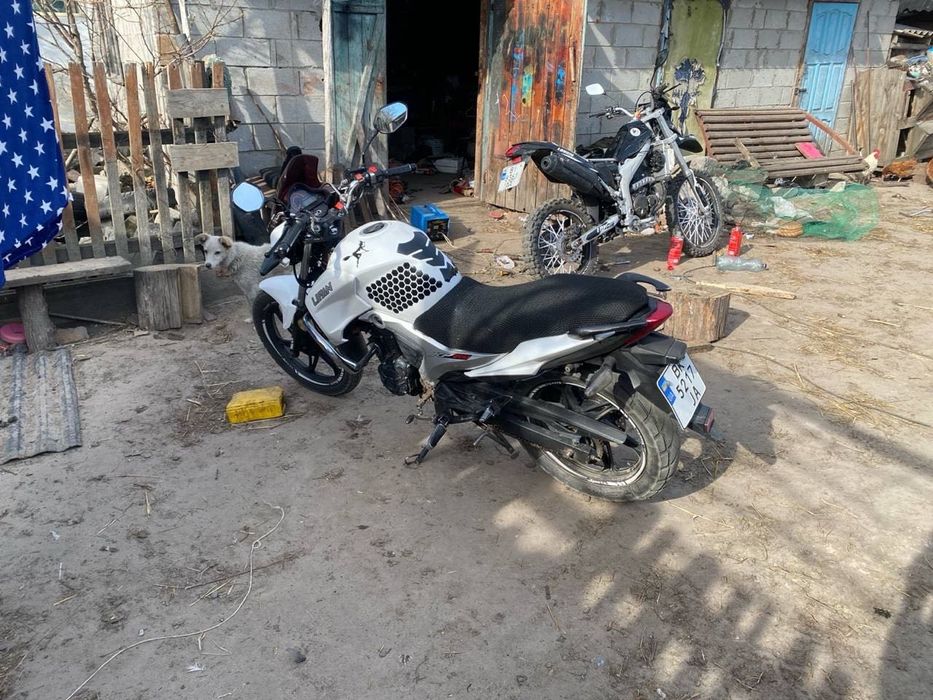 Мотоцикл Lifan200