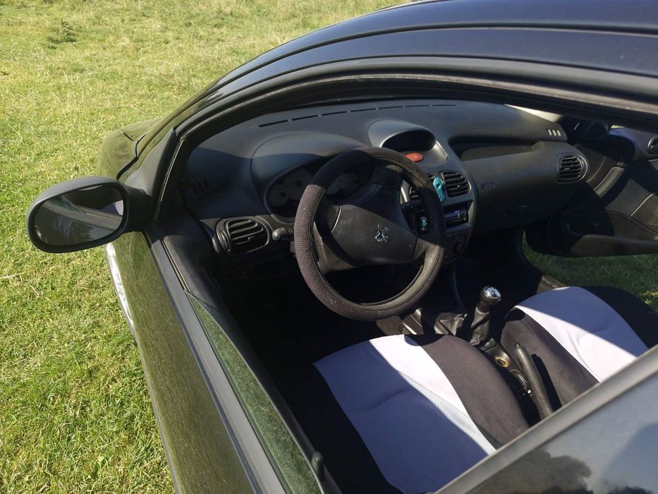 Продам Peugeot 206