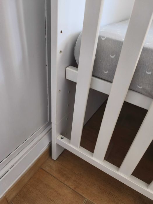 Cama de bebé convertível