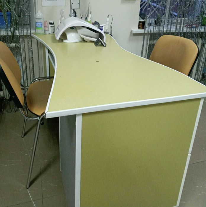 Меблі для салону краси