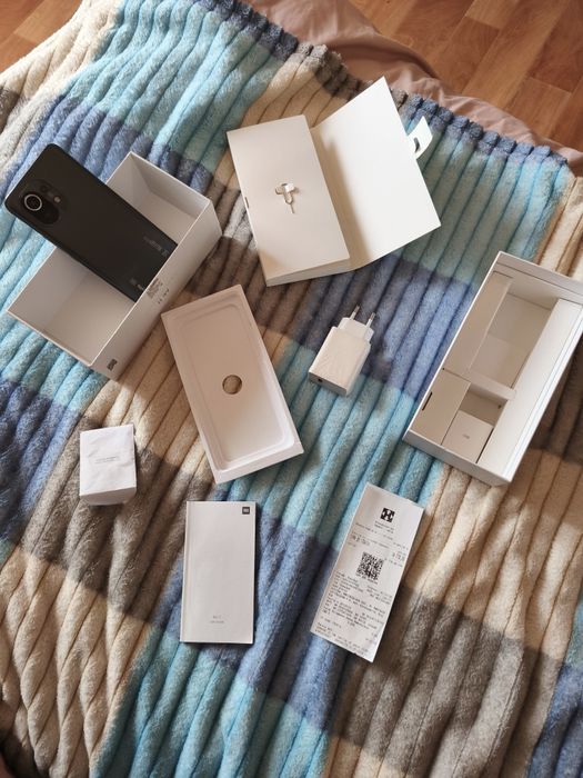 Xiaomi Mi 11 Продам