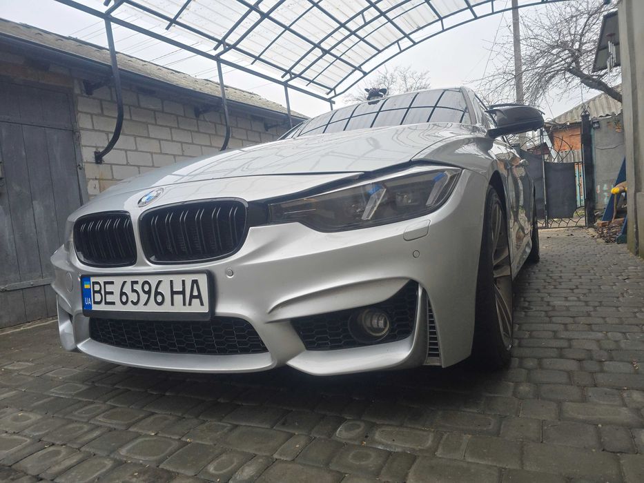 Автомобіль Бмв F30 328