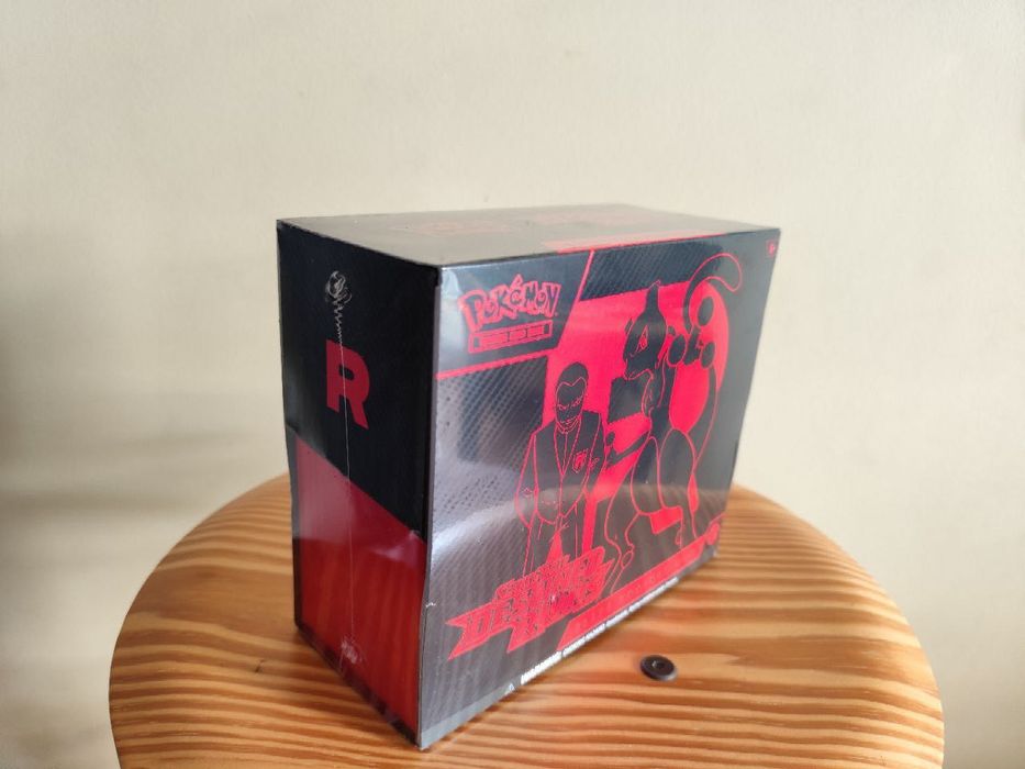 Pokemon TCG Destined Rivals etb