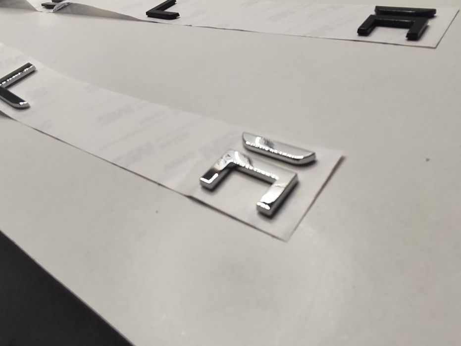 Emblema Letras Tesla Mala Traseira Legenda Cromado Preto Matte Brilhante Model 3 Model Y Model S Model X Novo
