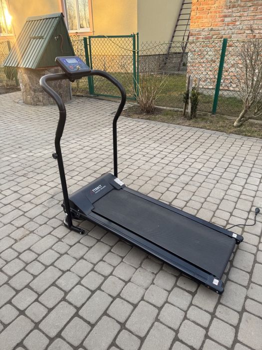 Бігова доріжка 10 km (0052) фітнес 500w спорт доріжка