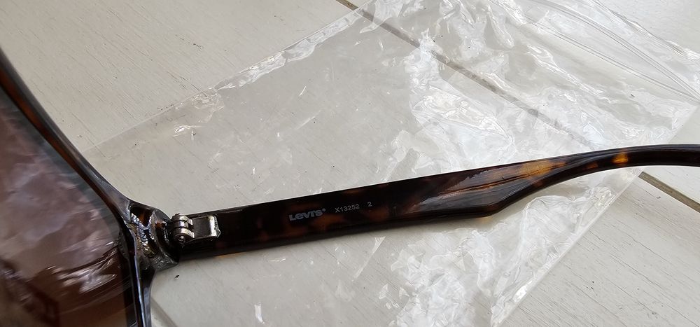 Okulary przeciwsłoneczne Levi's lev298m damskie męskie nowe