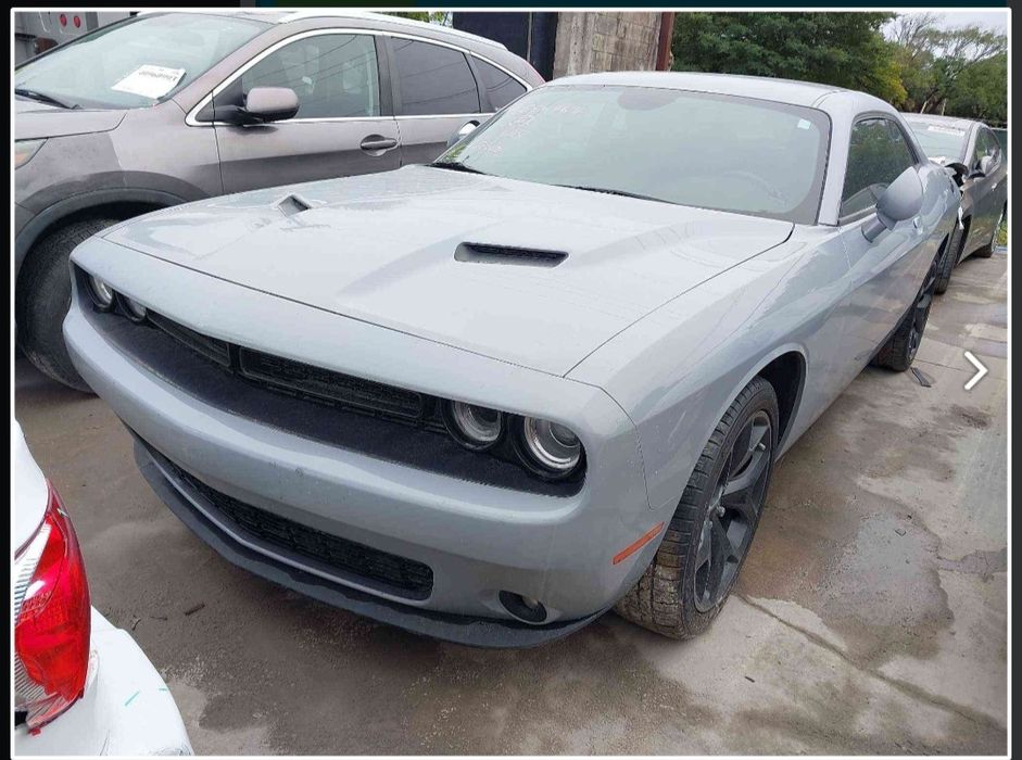 Dodge challenger 3.6 na czesci rok 2020