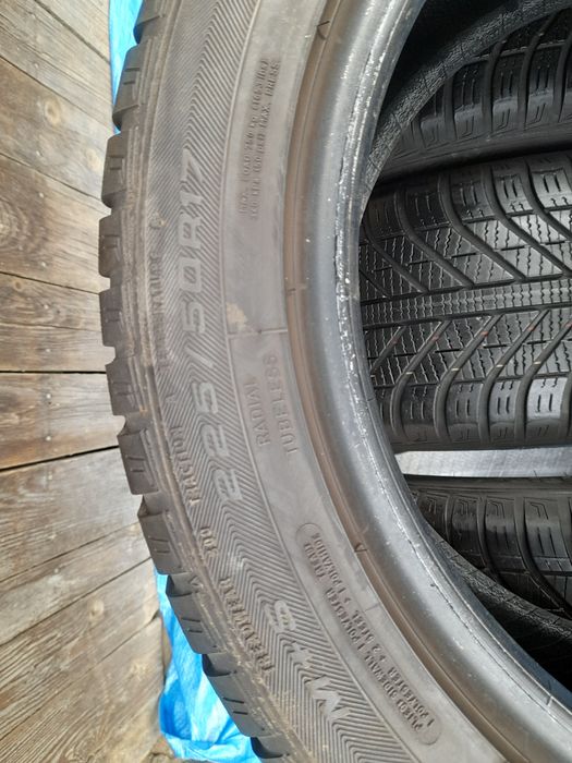 Goodyear Vector 4SEASONS 225/50R17 98V