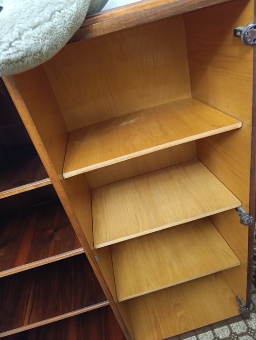 Гостинна Асторія, сделано в Румынии