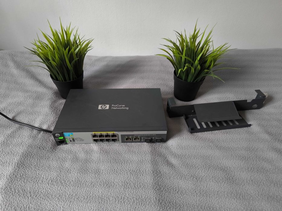 Switch HP ProCurve 2520G POE Zarządzalny Porty SFP