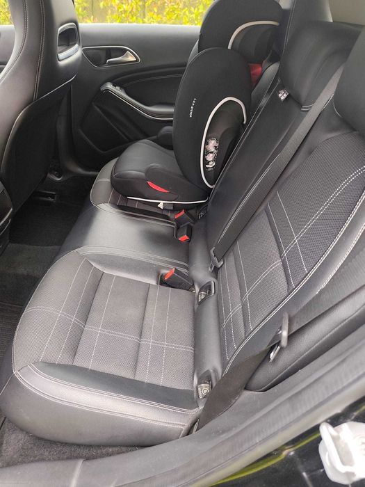 Mercedes Benz A180
