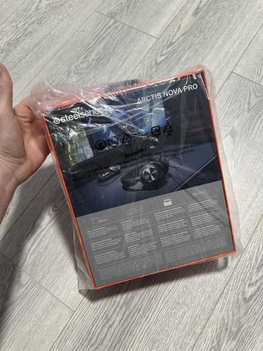 Навушники з мікрофоном SteelSeries Arctis Nova Pro Black (61527)