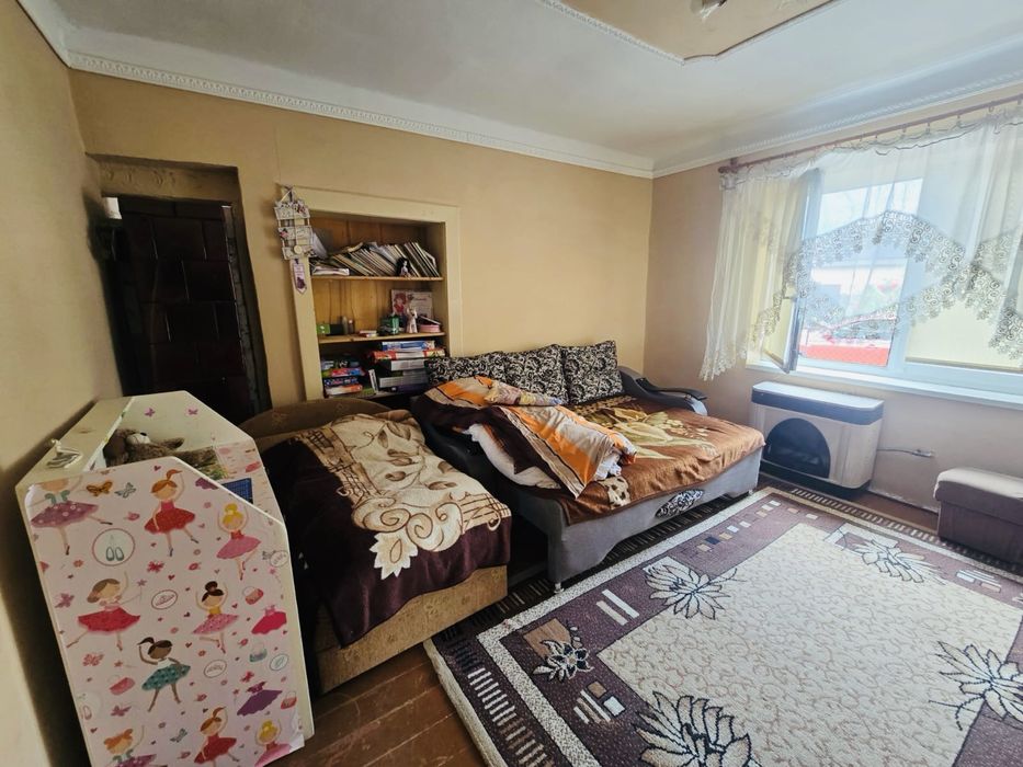Продаж будинку в м.Берегове, 77 кв.м, 10 соток ділянки