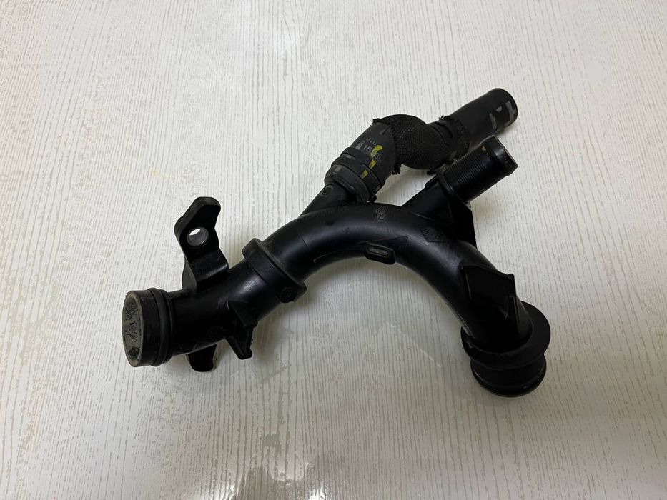 Патрубок M9R 210479391r