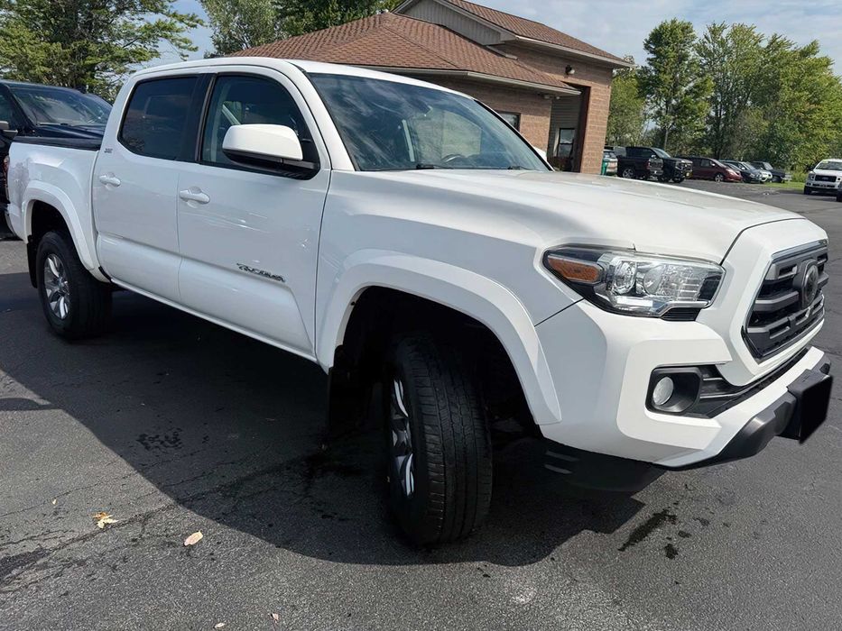 Toyota Tacoma      2019