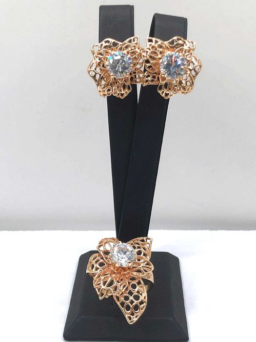 Каблучка золото 585*