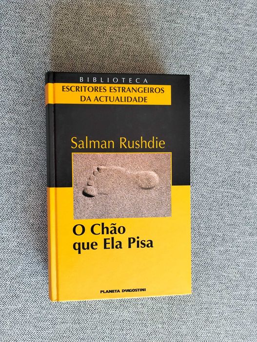 Livro "O chão que ela pisa" de Salman Rushdie
